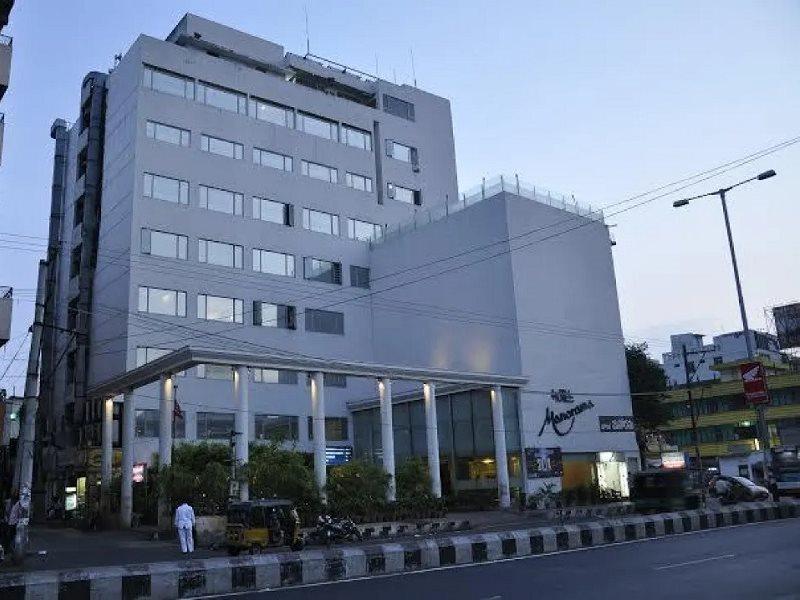 Hotel Manorama Vijayawāda Dış mekan fotoğraf