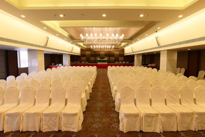 Hotel Manorama Vijayawāda Dış mekan fotoğraf
